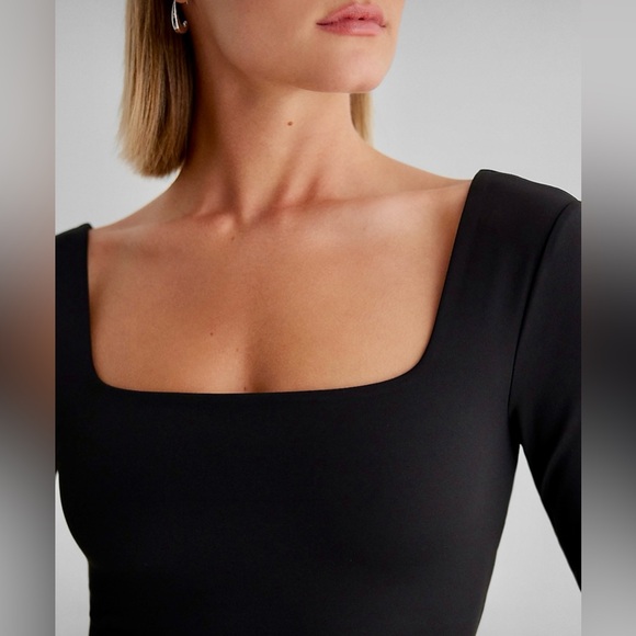 NWT EXPRESS Body Contour High Compression Square Neck Long Sleeve Top, Blk, Med - Picture 2 of 11